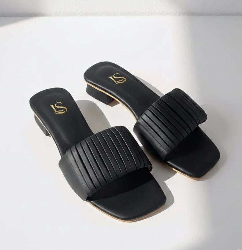 luxestepz Pleated Noir Flats